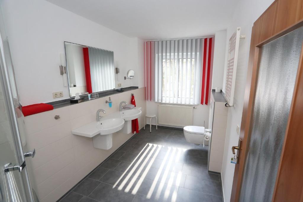 Hotel 7 Saeulen Gmbh Dessau-Rosslau Habitación foto